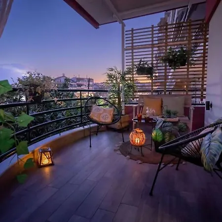 Elenis Luxury Rooftop