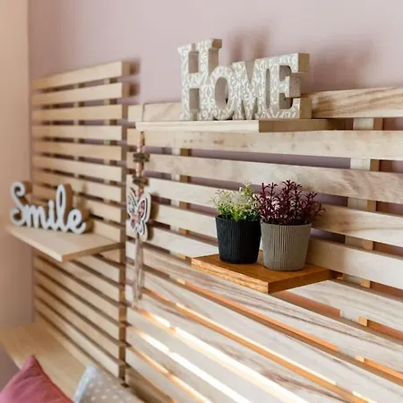 公寓 Luxury Rooftop 拉里萨