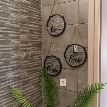 Luxury Rooftop * 拉里萨