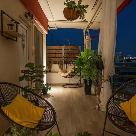 Elenis Luxury Rooftop Apartamento Larissa