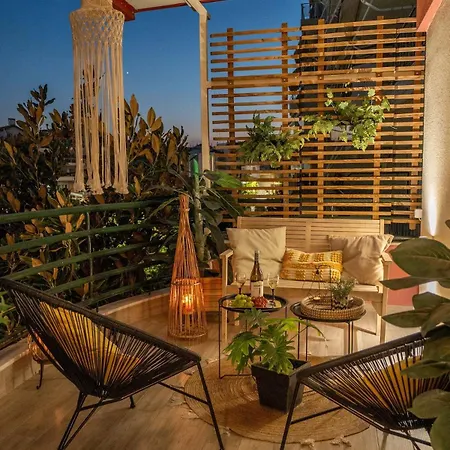 Elenis Luxury Rooftop
