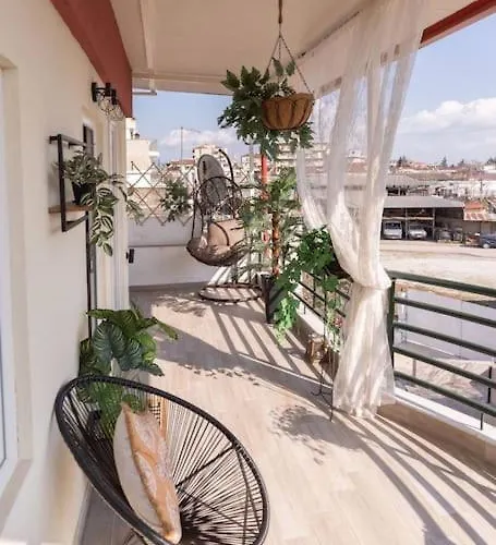 Luxury Rooftop Larissa